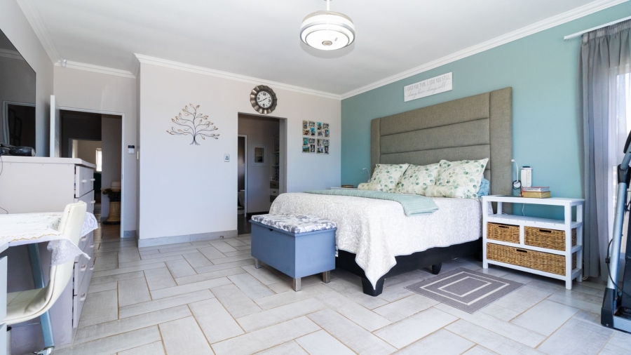 3 Bedroom Property for Sale in Berghof Western Cape